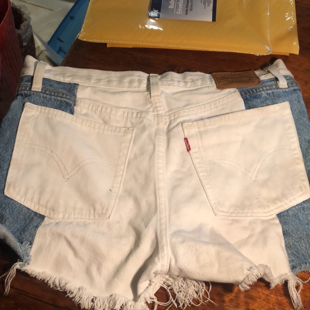 LEVIS jean shorts - Picture 2 of 3